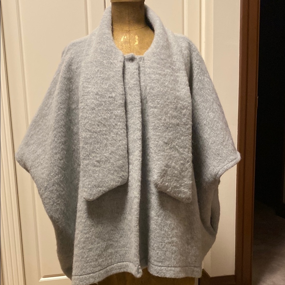 Elegant Gray Women's Cape Coat